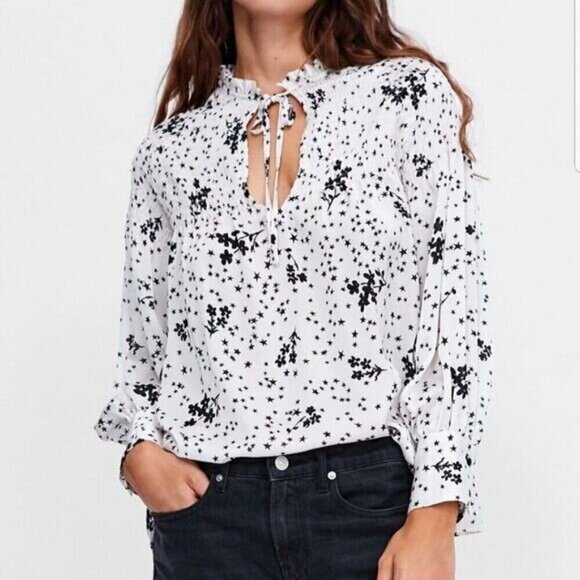 Zara Blouse Women's XS Stars and Flower Print Smocked Chest Keyhole Tie Closure - Picture 1 of 10